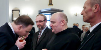 Varsovia: los Mártires de Pariacoto con el Presidente de Polonia Presidente