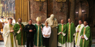Roma: busto del Papa Juan Pablo II en los XII Apóstoles Roma, Ss. XII Apóstoles