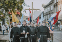 Zagreb: 4ª Marcha Juvenil de San Antonio de Padua Zagabria