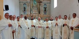 Brazylia: kustodialne obchody wielkanocne Brasile