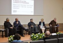Los Ministros generales franciscanos dialogan sobre la Regla después de 800 años Los Ministros generales franciscanos