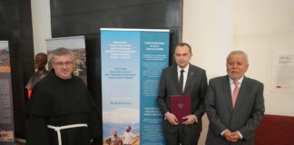 Roma: Inauguración de la Exposición sobre los Mártires de Pariacoto Roma