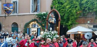 Traditional St. Anthony of Padua Procession in Trastevere, Rome