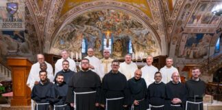 Assisi: nove novizi emettono la prima professione nel segno della «perfetta carità» Assisi